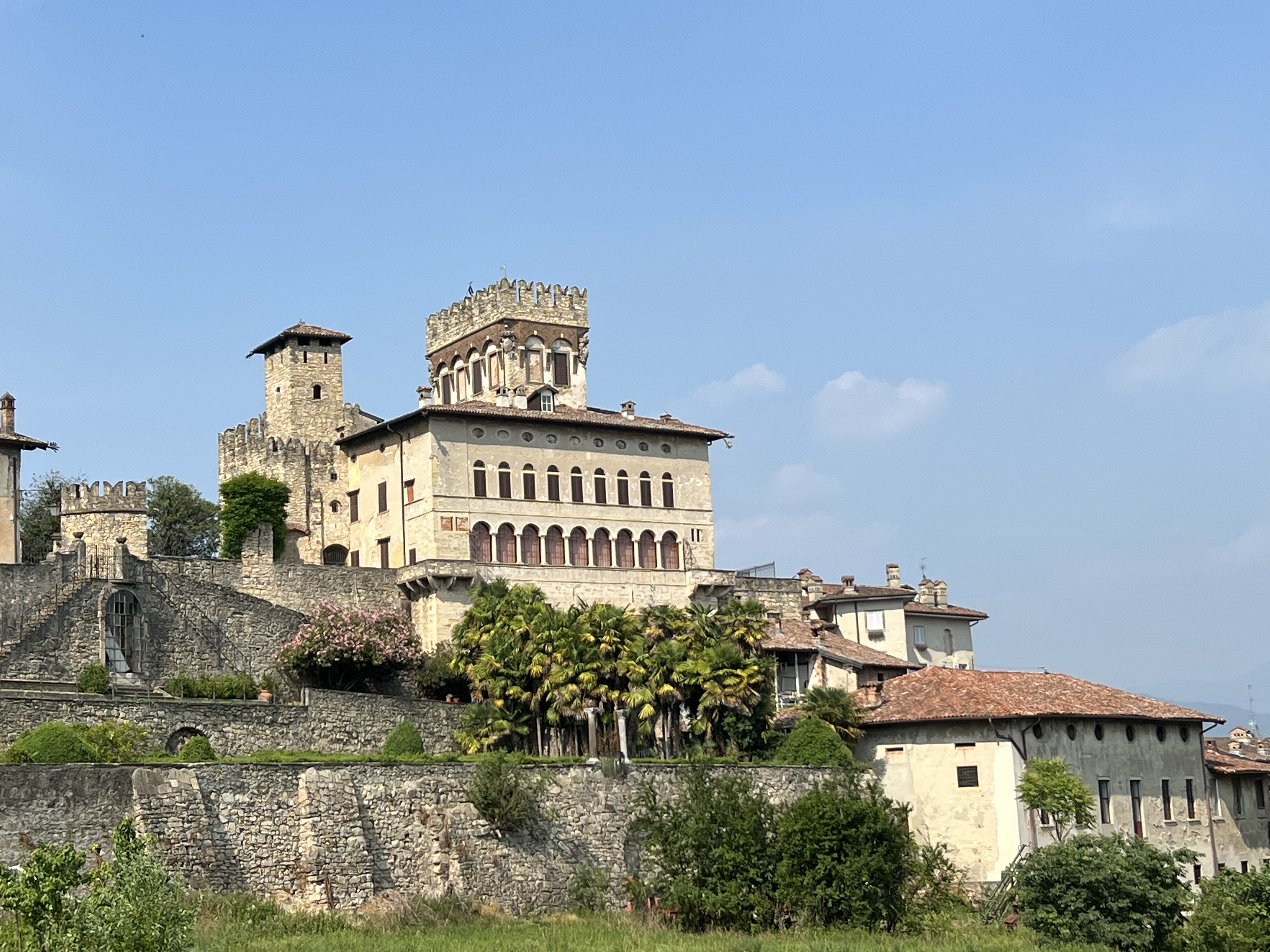 Immagine che raffigura Visita guidata al Castello Camozzi